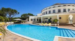 Beautiful 2-Bed Apartment golf pool beach